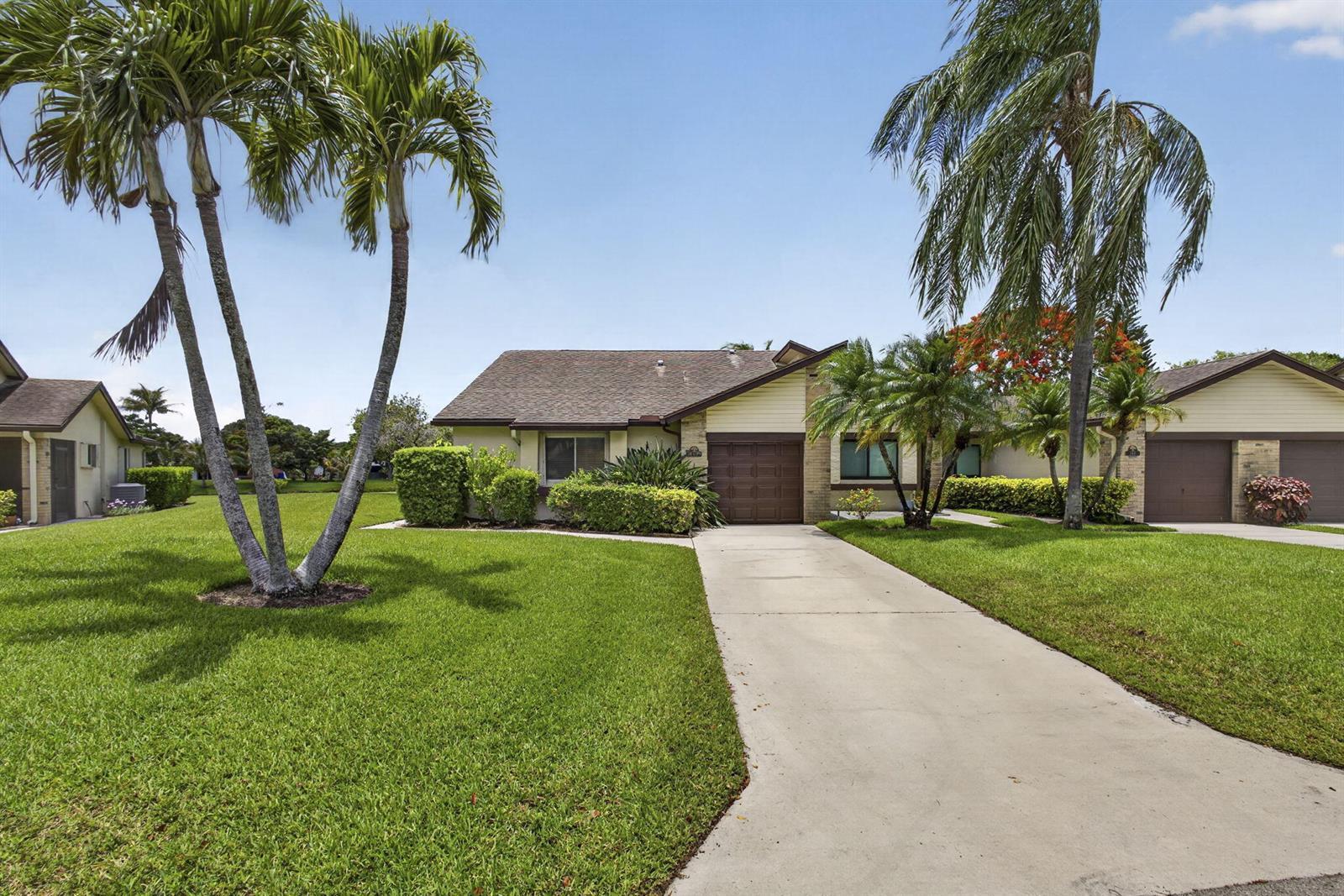 148 Village Walk Drive # 24, Royal Palm Beach FL 33411 photo 2