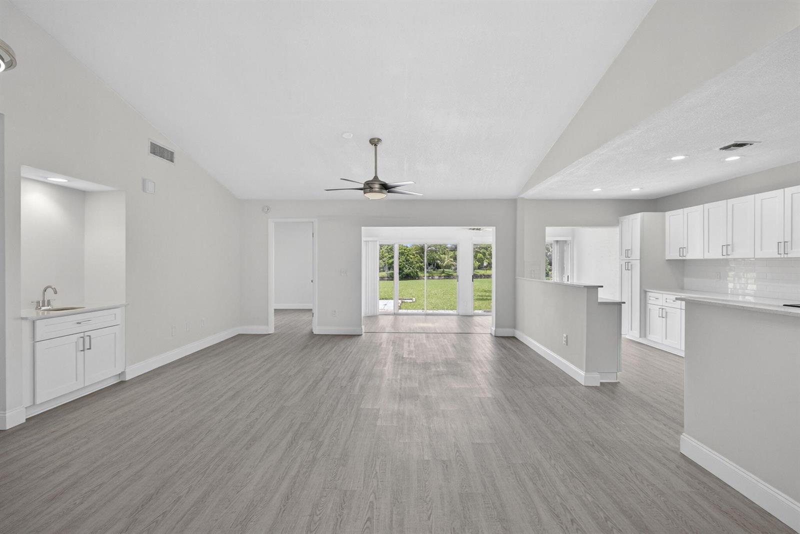 148 Village Walk Drive # 24, Royal Palm Beach FL 33411 photo 5
