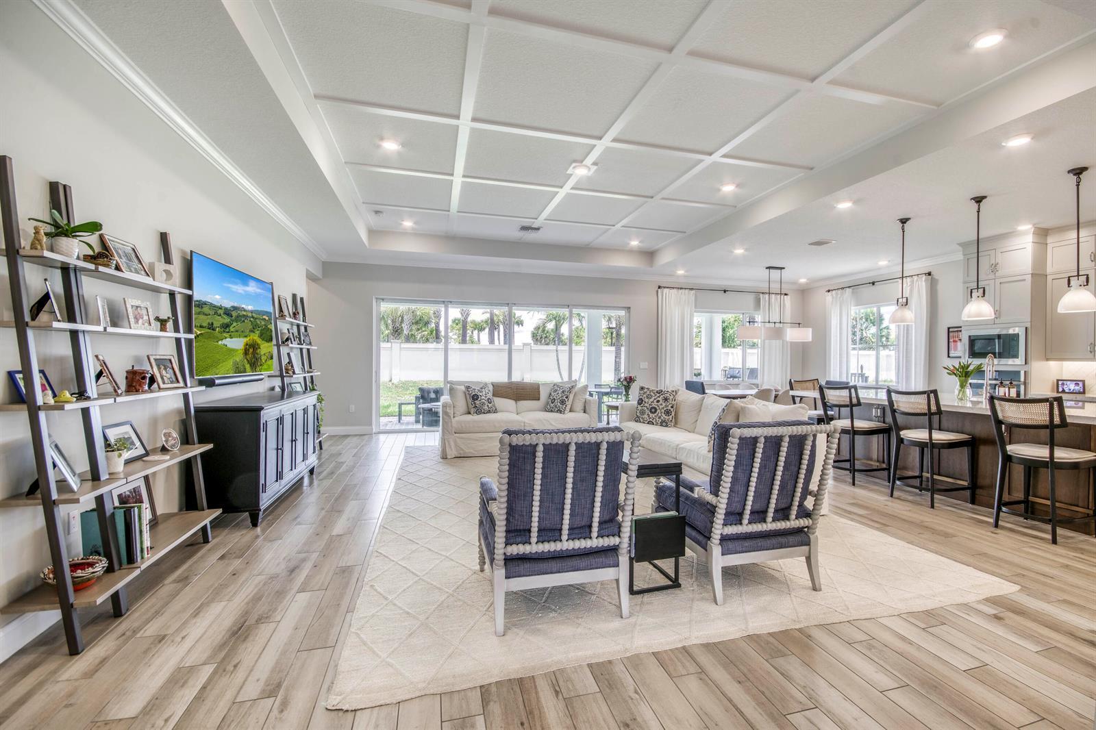 12104 Waterstone Circle, Palm Beach Gardens FL 33412 photo 2