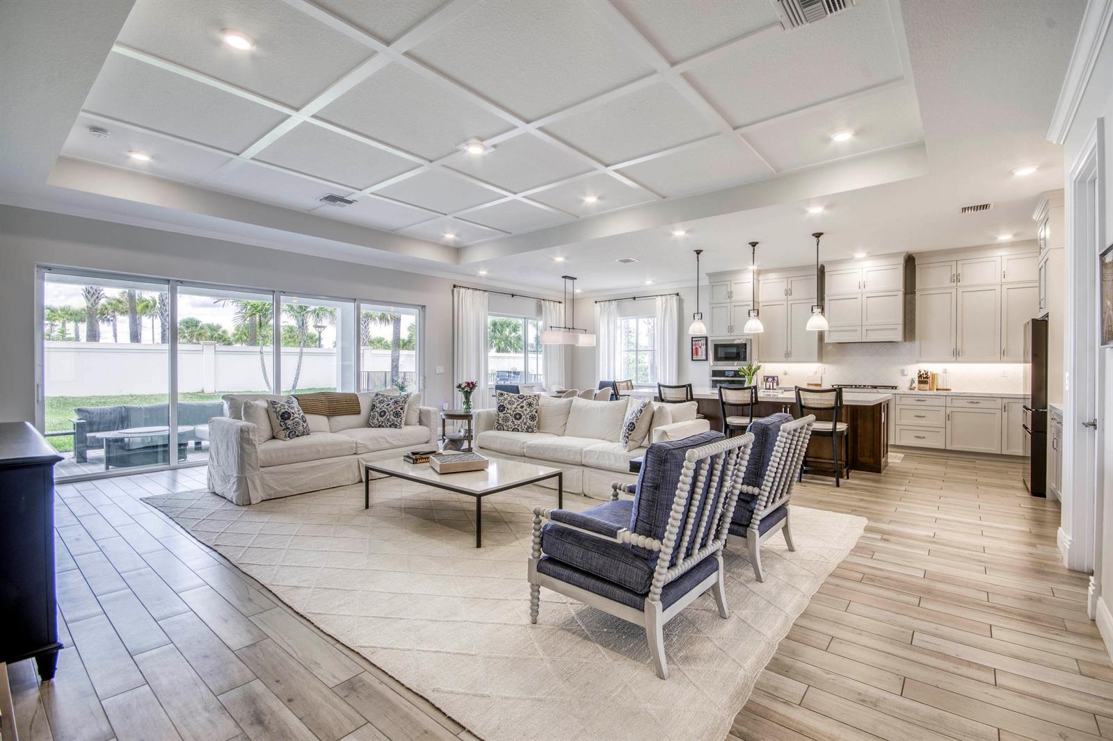 12104 Waterstone Circle, Palm Beach Gardens FL 33412 photo 4