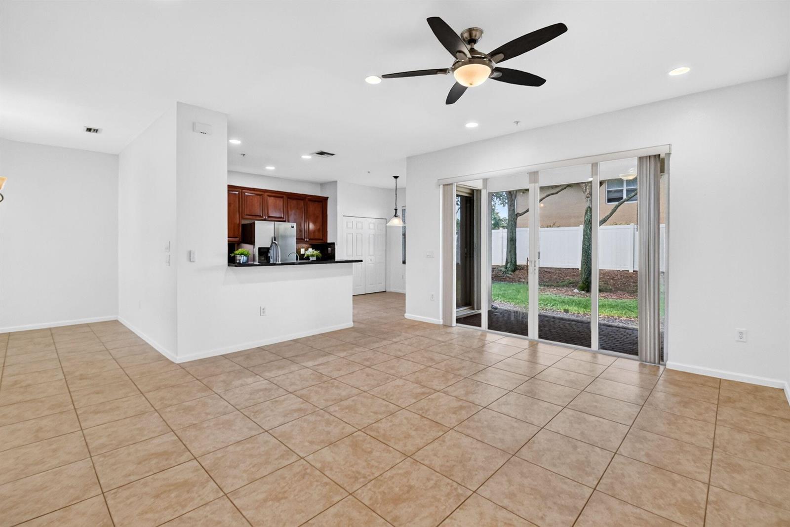 7662 Spatterdock Drive, Boynton Beach FL 33437 photo 3