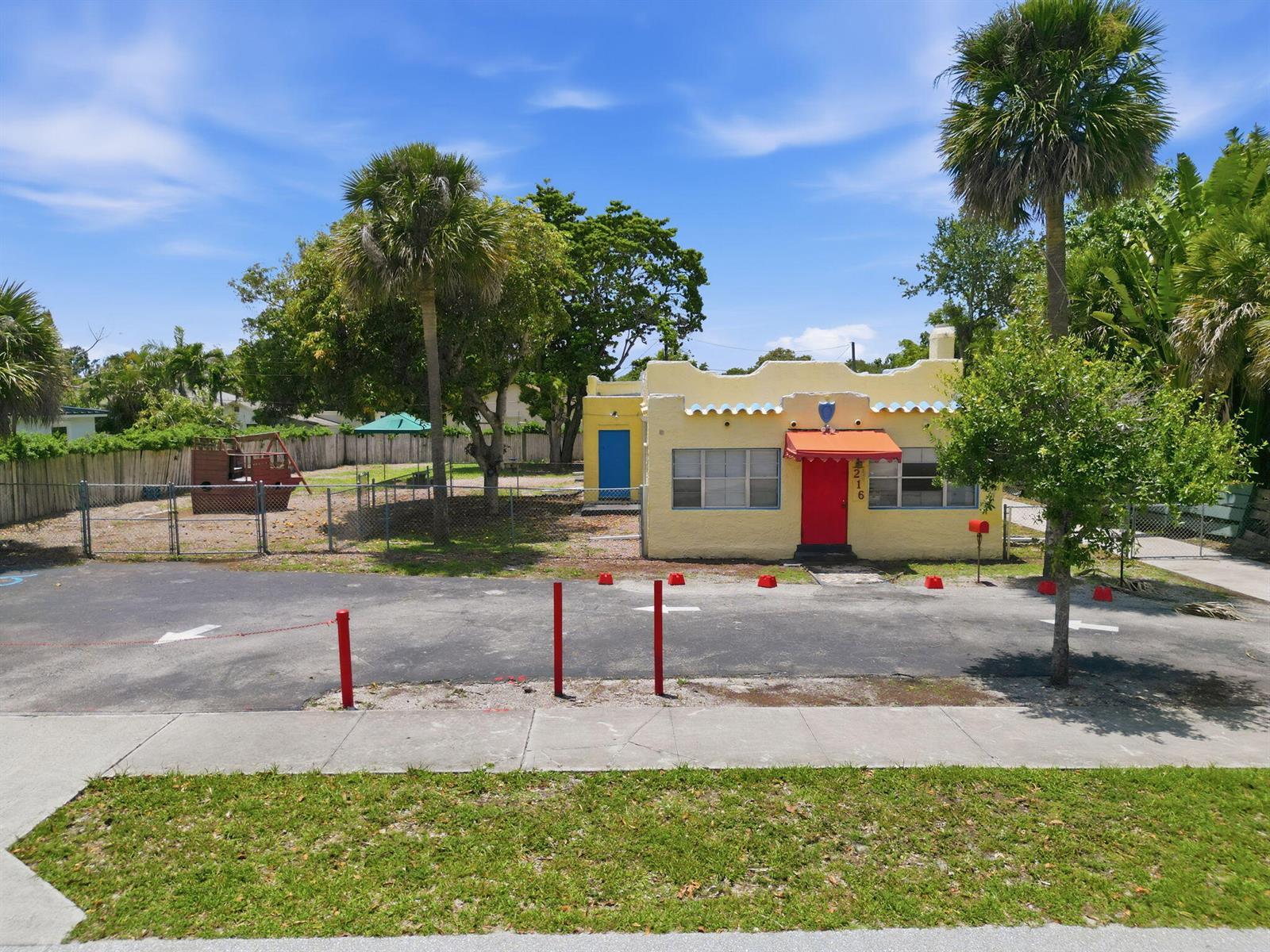 216 SW 2nd Avenue, Delray Beach FL 33444 photo 4