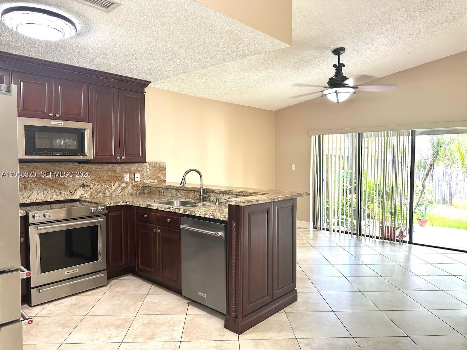 2514 SW 138th Ave, Miami FL 33175 photo 5