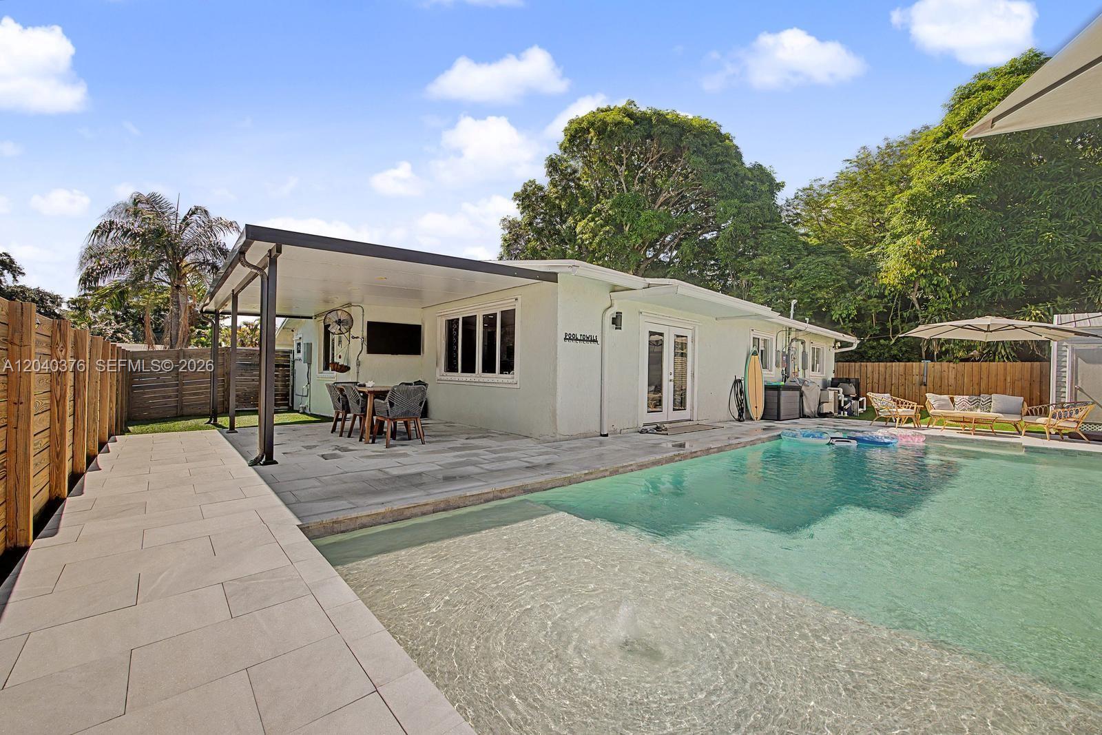 1651 SW 27th Ave, Fort Lauderdale FL 33312