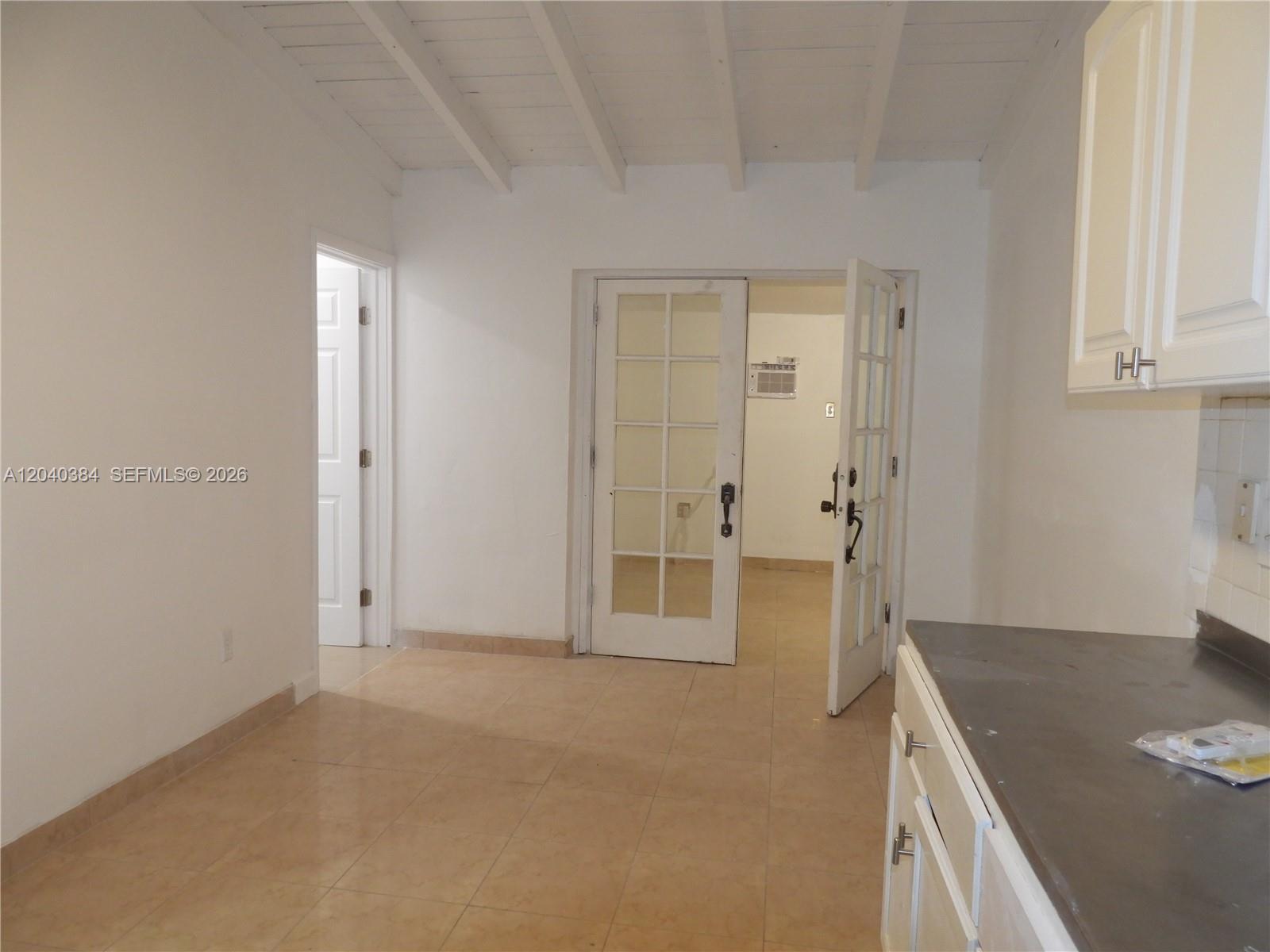 Miami, FL 33161 photo 3