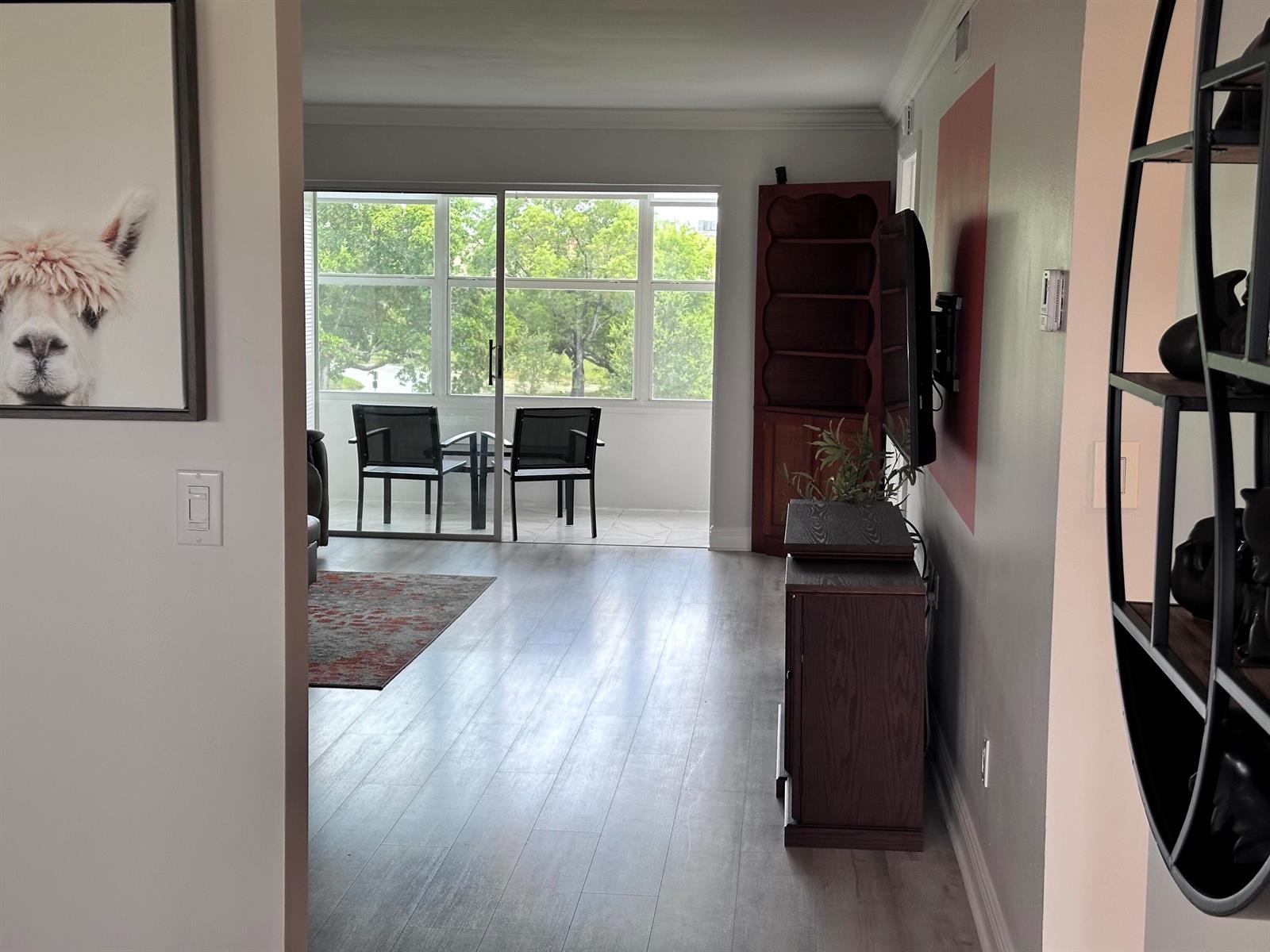 9300 Sunrise Lakes Boulevard # 309, Sunrise FL 33322 photo 3