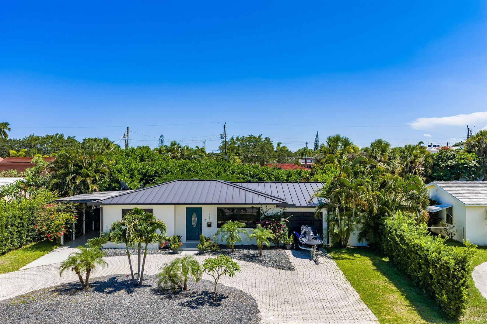 722 Greenbriar Drive, Lake Park FL 33403