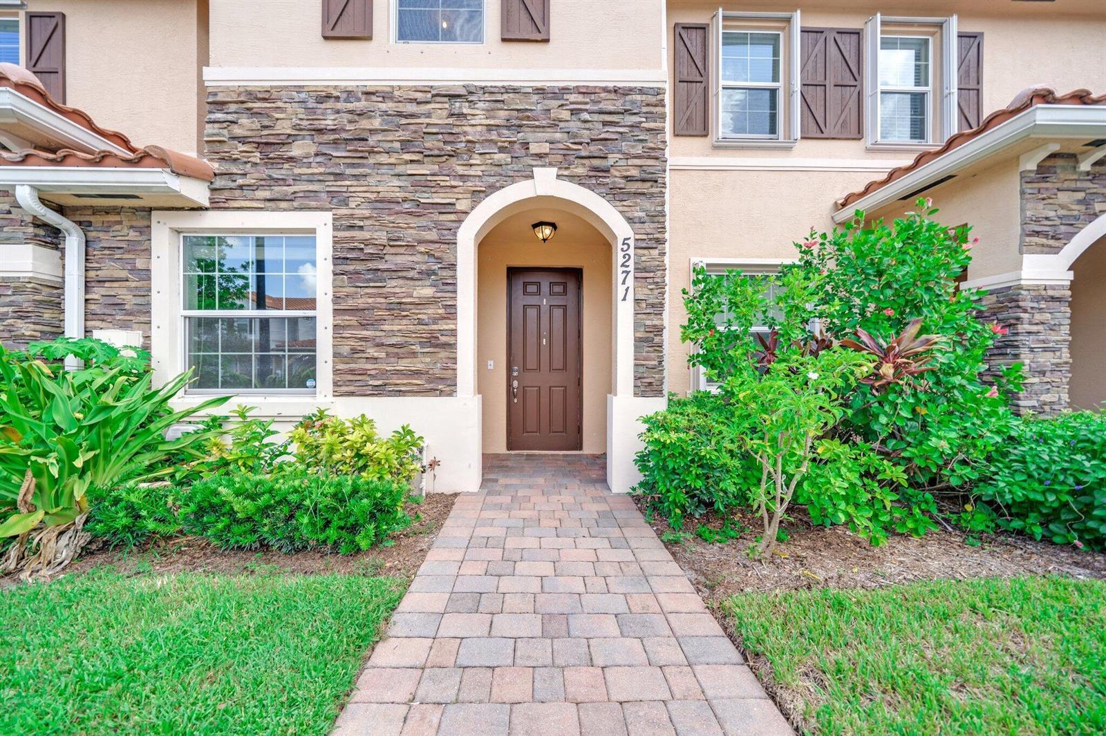 5271 Ashley River Road, West Palm Beach FL 33417 photo 3
