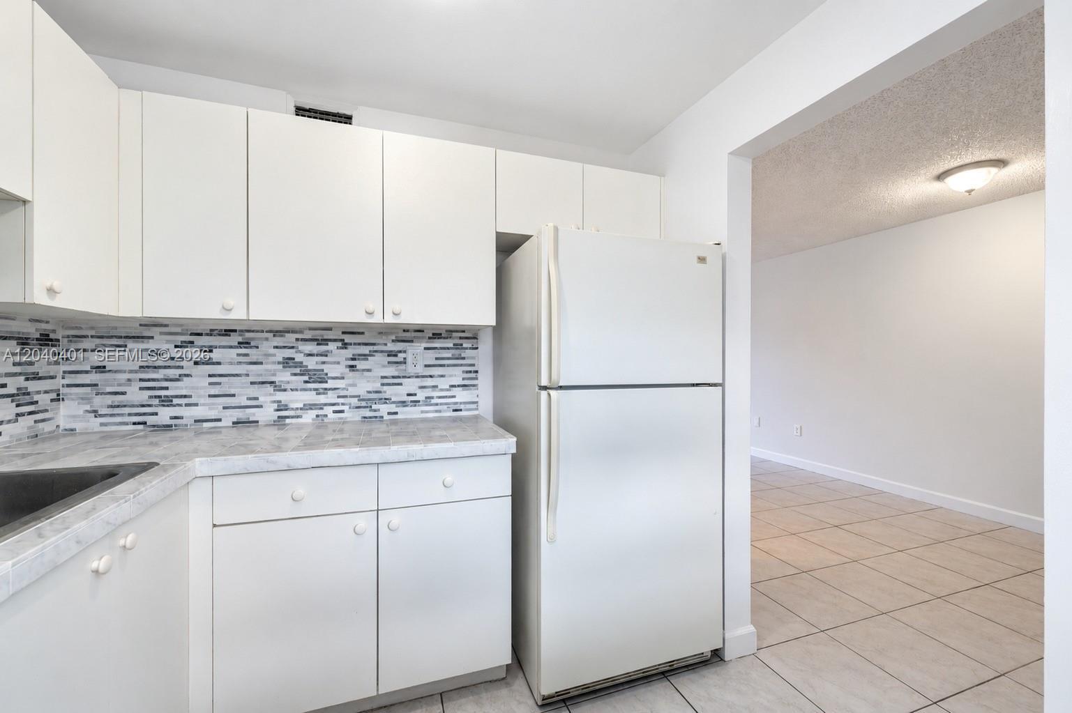 1725 W 60th St # F220, Hialeah FL 33012 photo 4