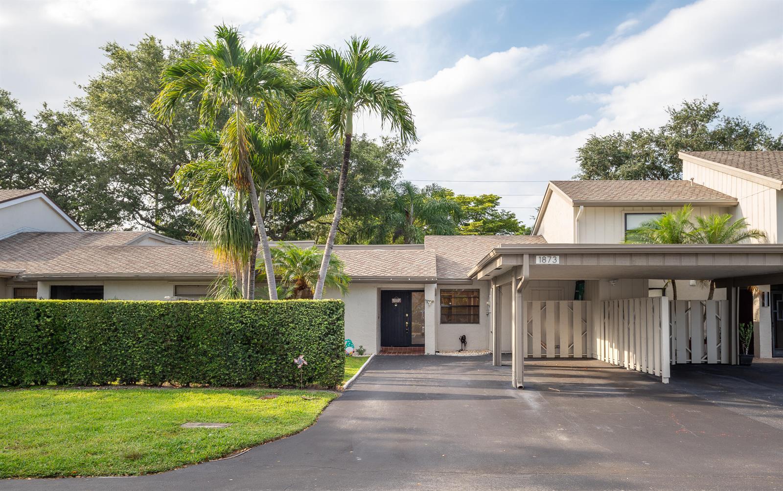 1873 Deer Creek Wildwood Lane N, Deerfield Beach FL 33442