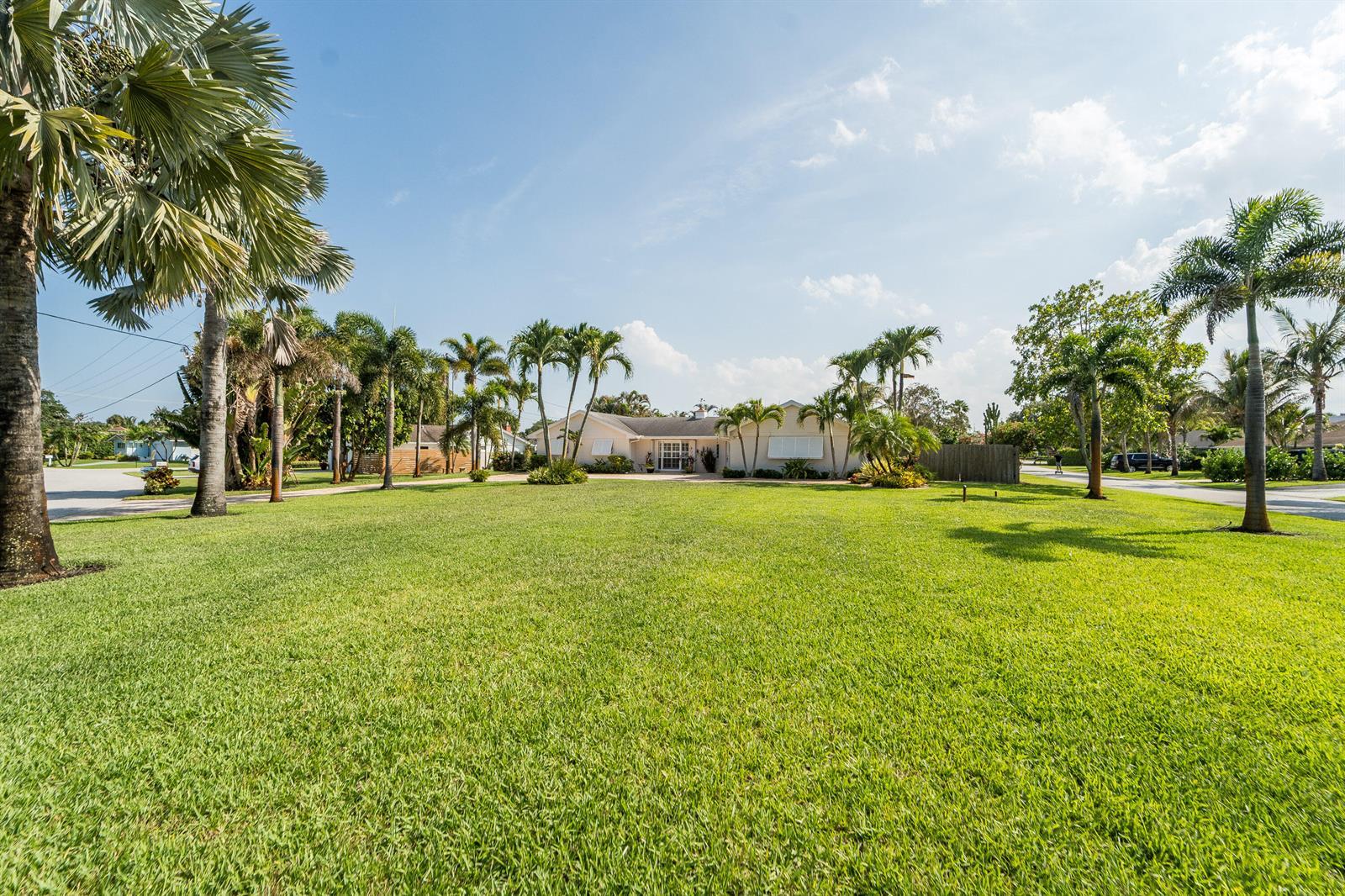 18 Saddleback Road, Tequesta FL 33469 photo 5