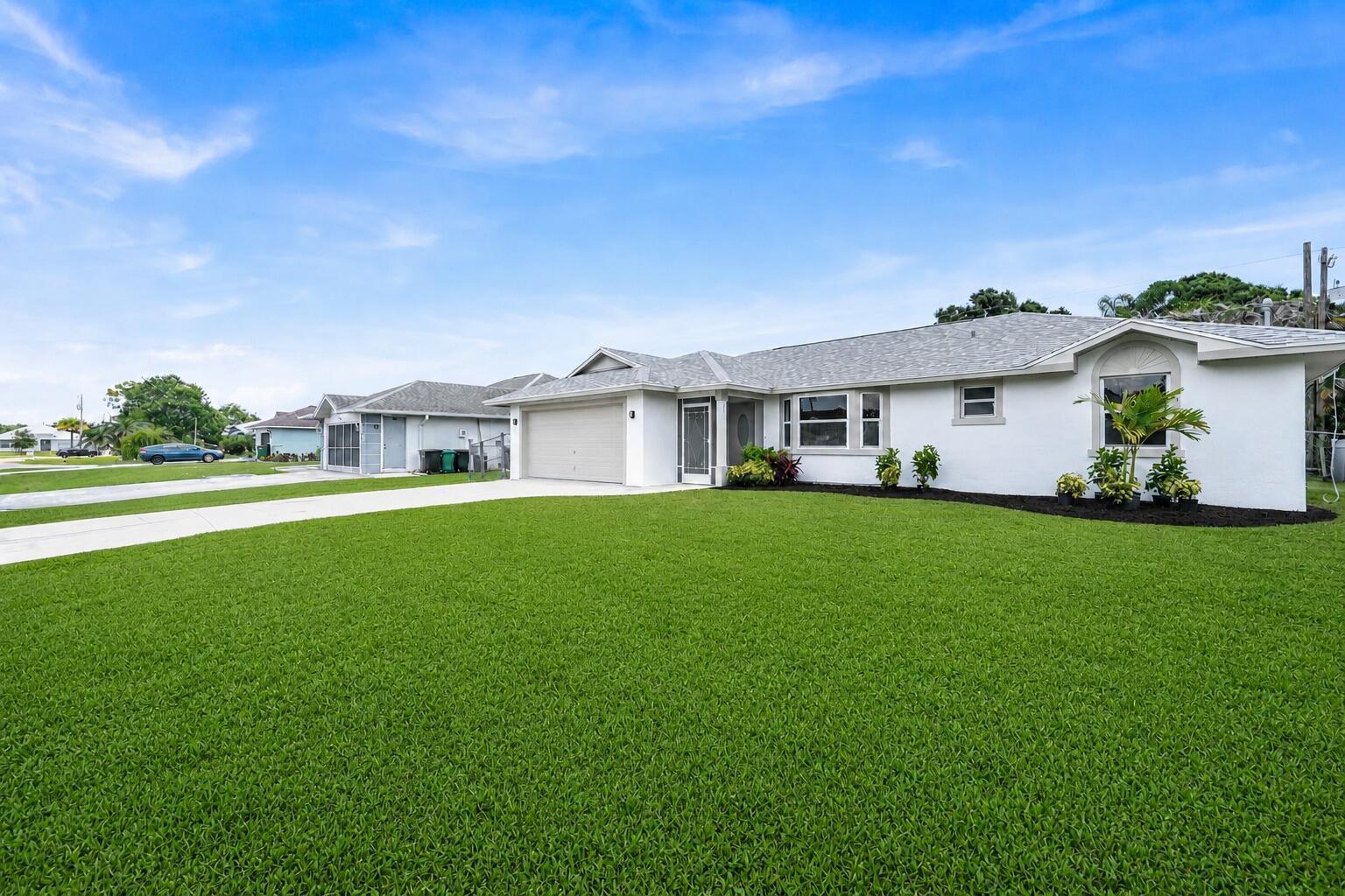 3520 SE Hyde Circle, Port St. Lucie FL 34983 photo 2