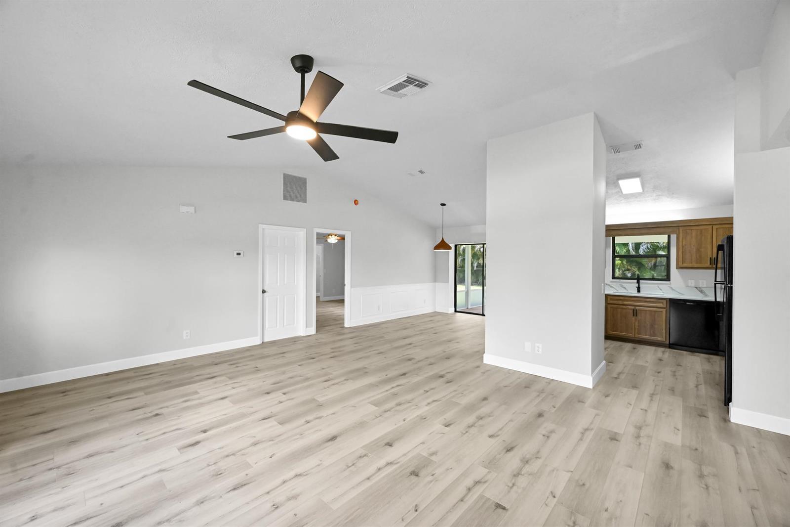 3520 SE Hyde Circle, Port St. Lucie FL 34983 photo 5