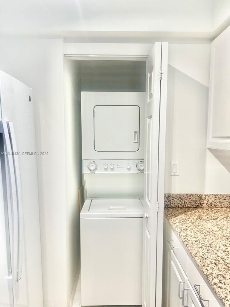 1155 BRICKELL BAY DR # 807, Miami FL 33131 photo 5