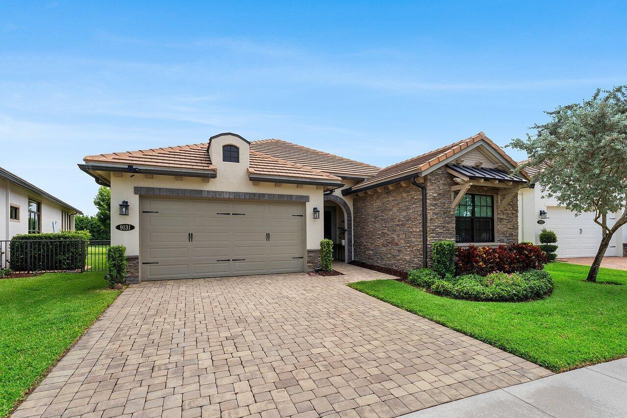 9131 Grand Prix Lane, Boynton Beach FL 33472 photo 2
