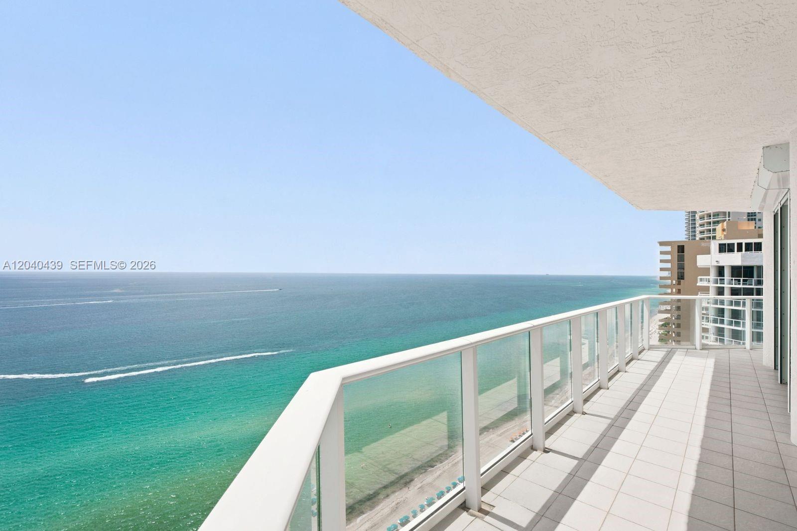 16445 Collins Ave, Sunny Isles Beach FL 33160 photo 3