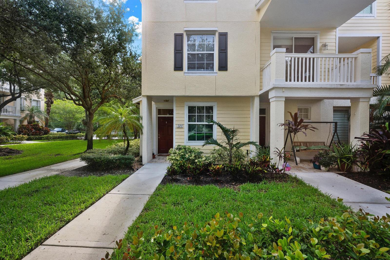 245 Murcia Drive # 201, Jupiter FL 33458