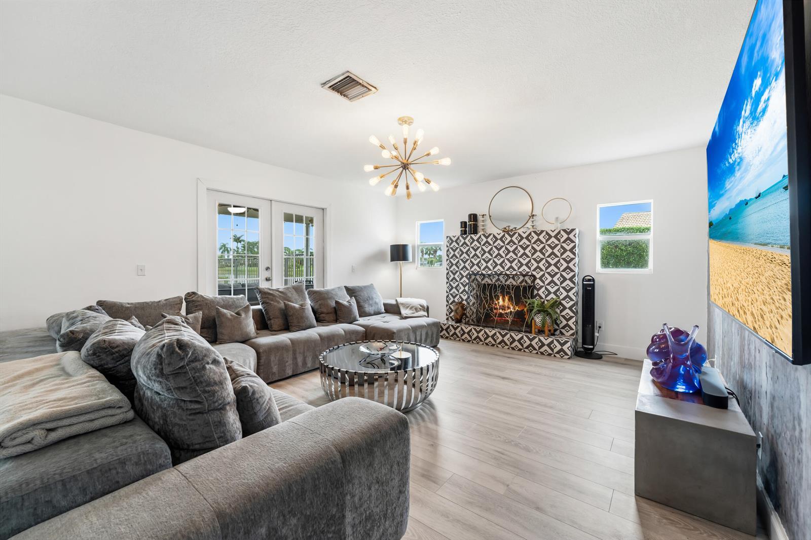 8497 Bonita Isle Drive, Lake Worth FL 33467 photo 5