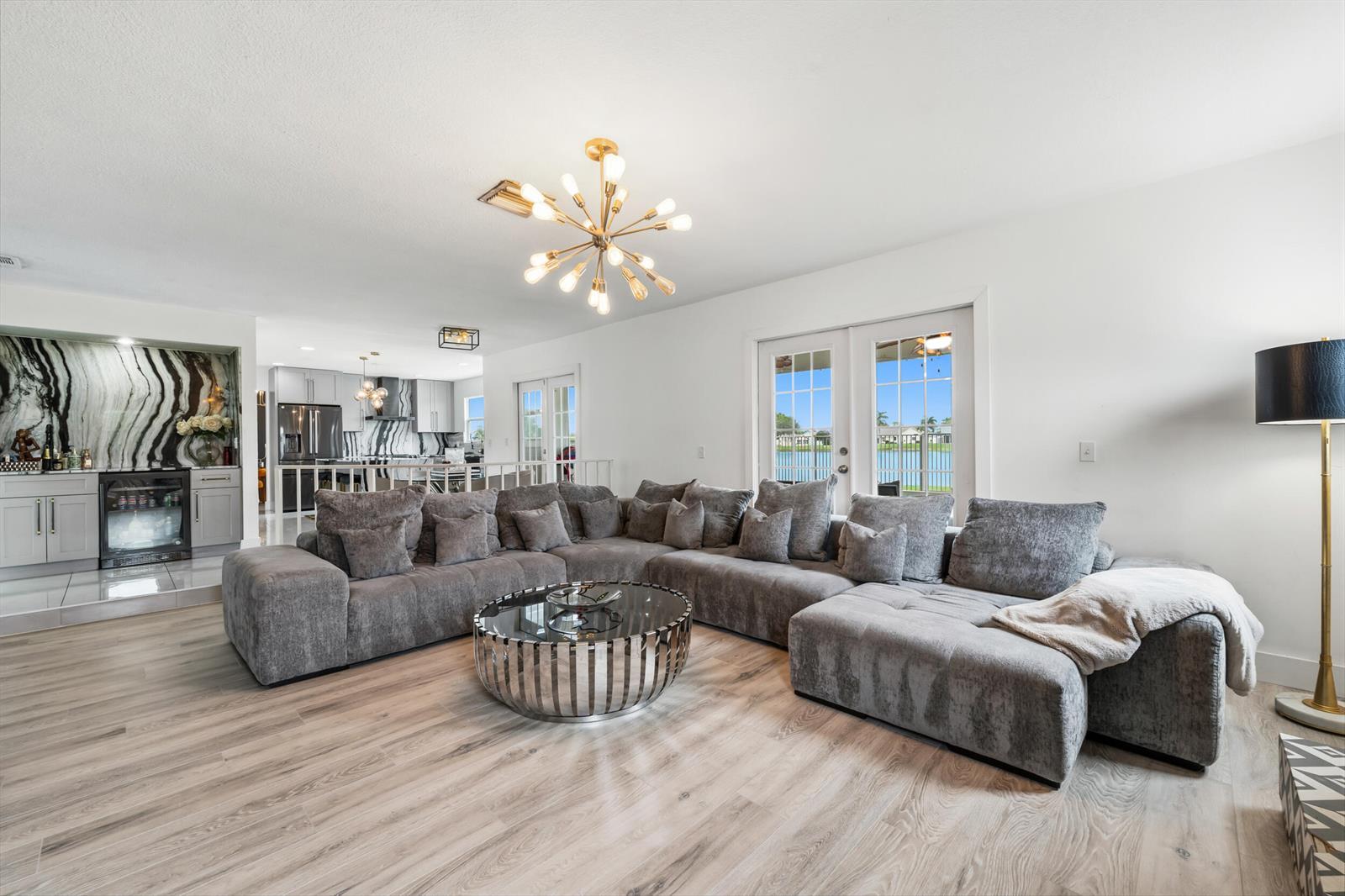 8497 Bonita Isle Drive, Lake Worth FL 33467 photo 4