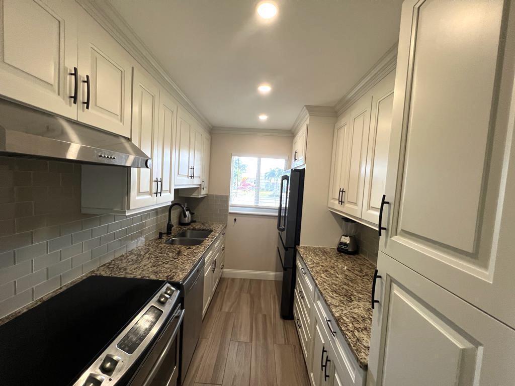 255 Main Boulevard # D, Boynton Beach FL 33435 photo 2