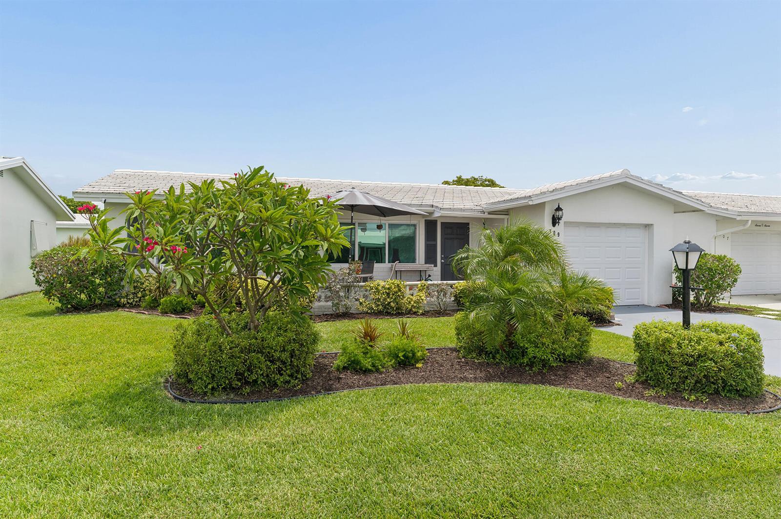 709 SW 15th Street, Boynton Beach FL 33426 photo 2