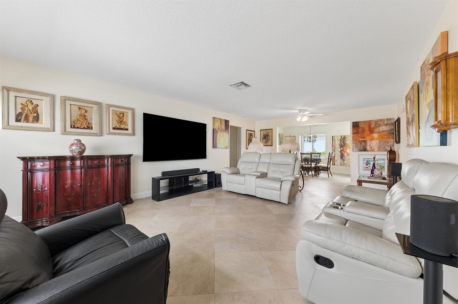 709 SW 15th Street, Boynton Beach FL 33426 photo 3