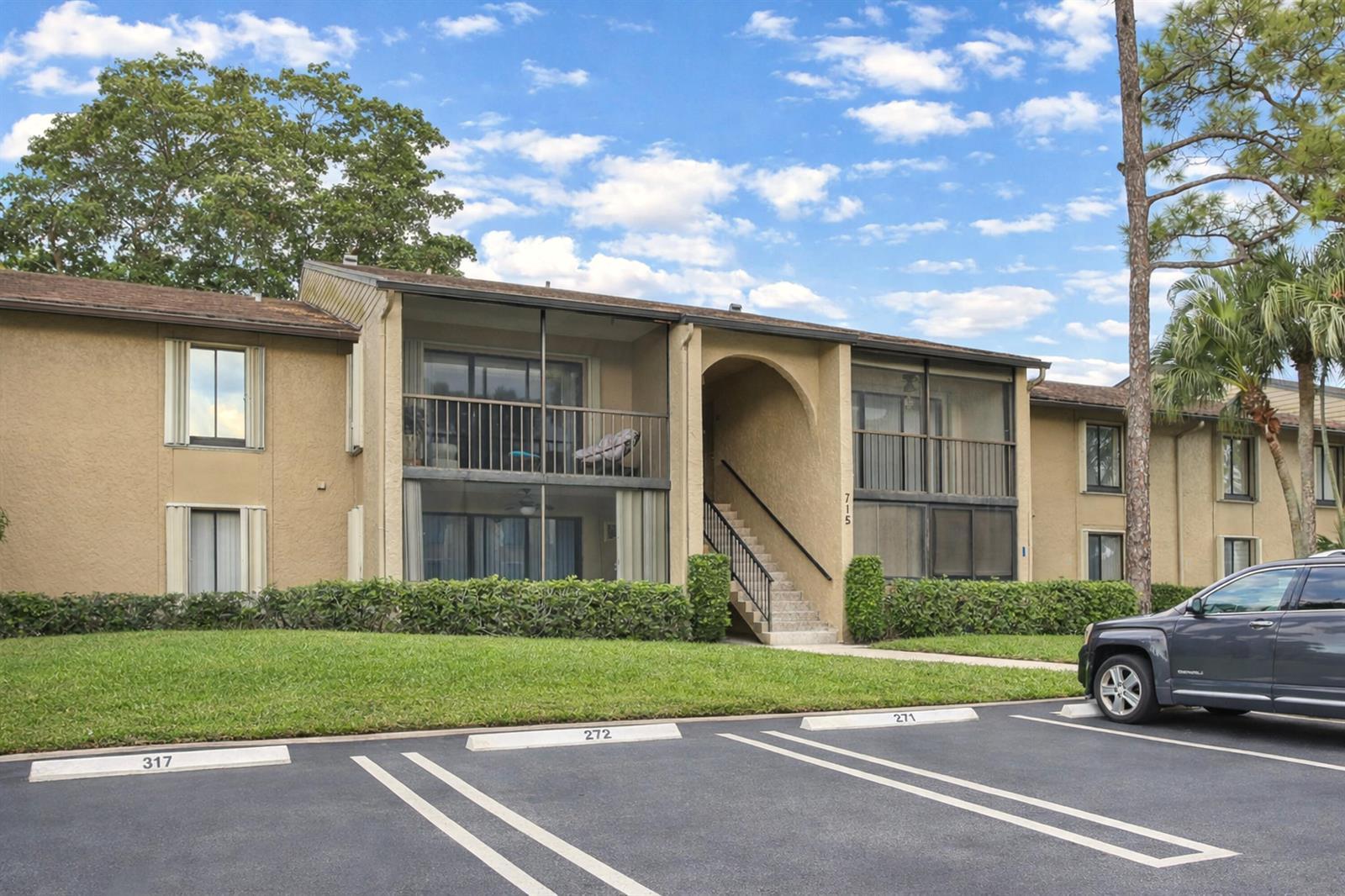 715 Sunny Pine Way # A2, FL 33415