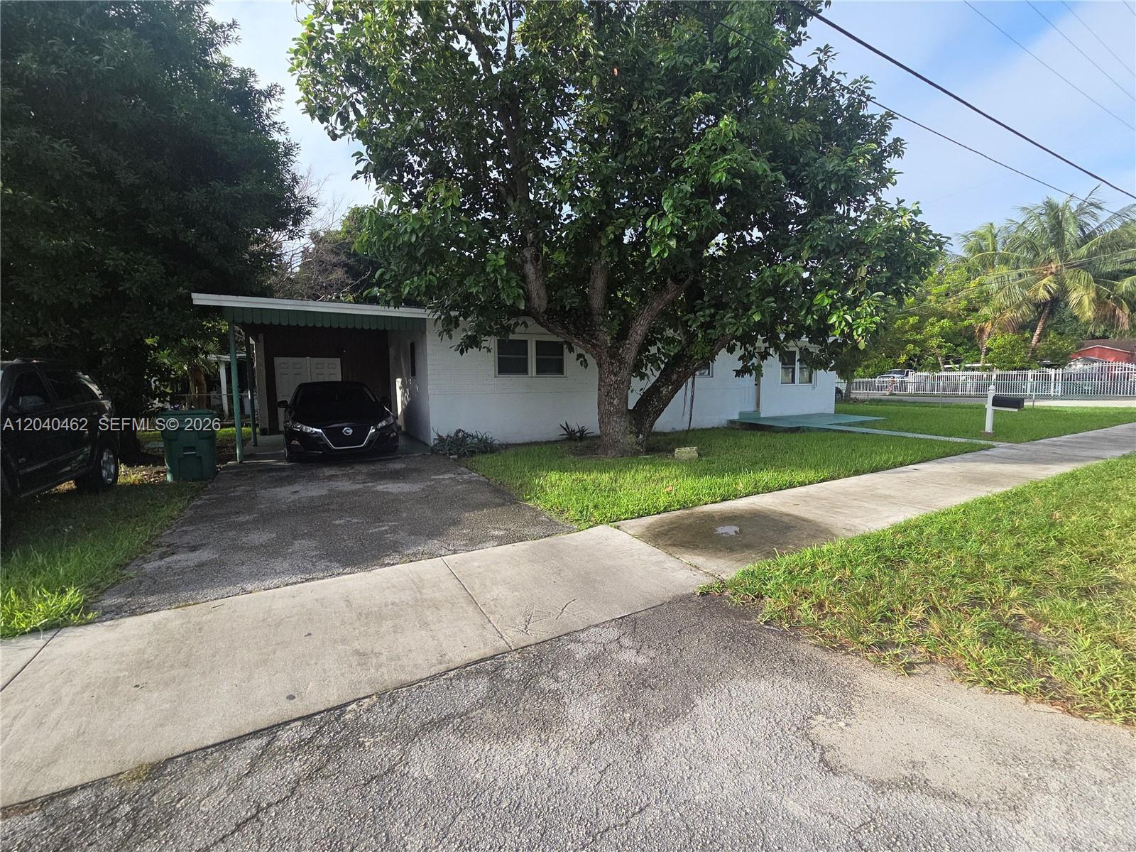 2990 NW 55th St, Miami FL 33142