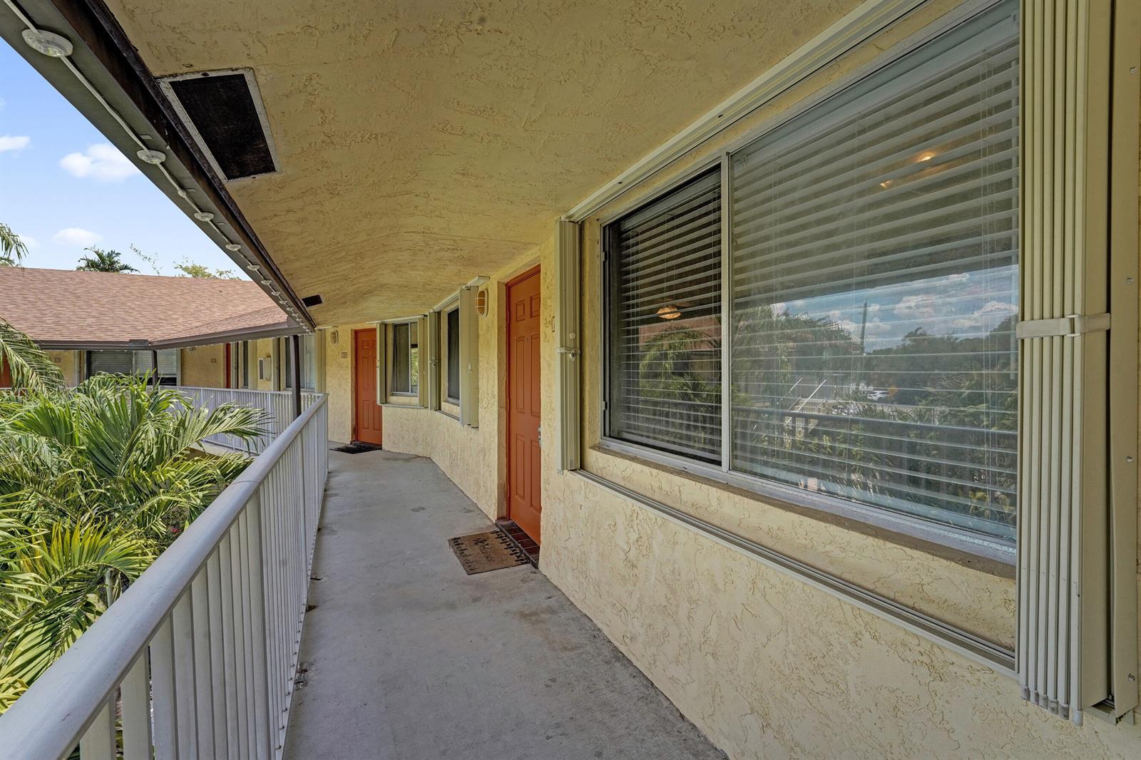 1250 Miami Road # 11, Fort Lauderdale FL 33316 photo 5