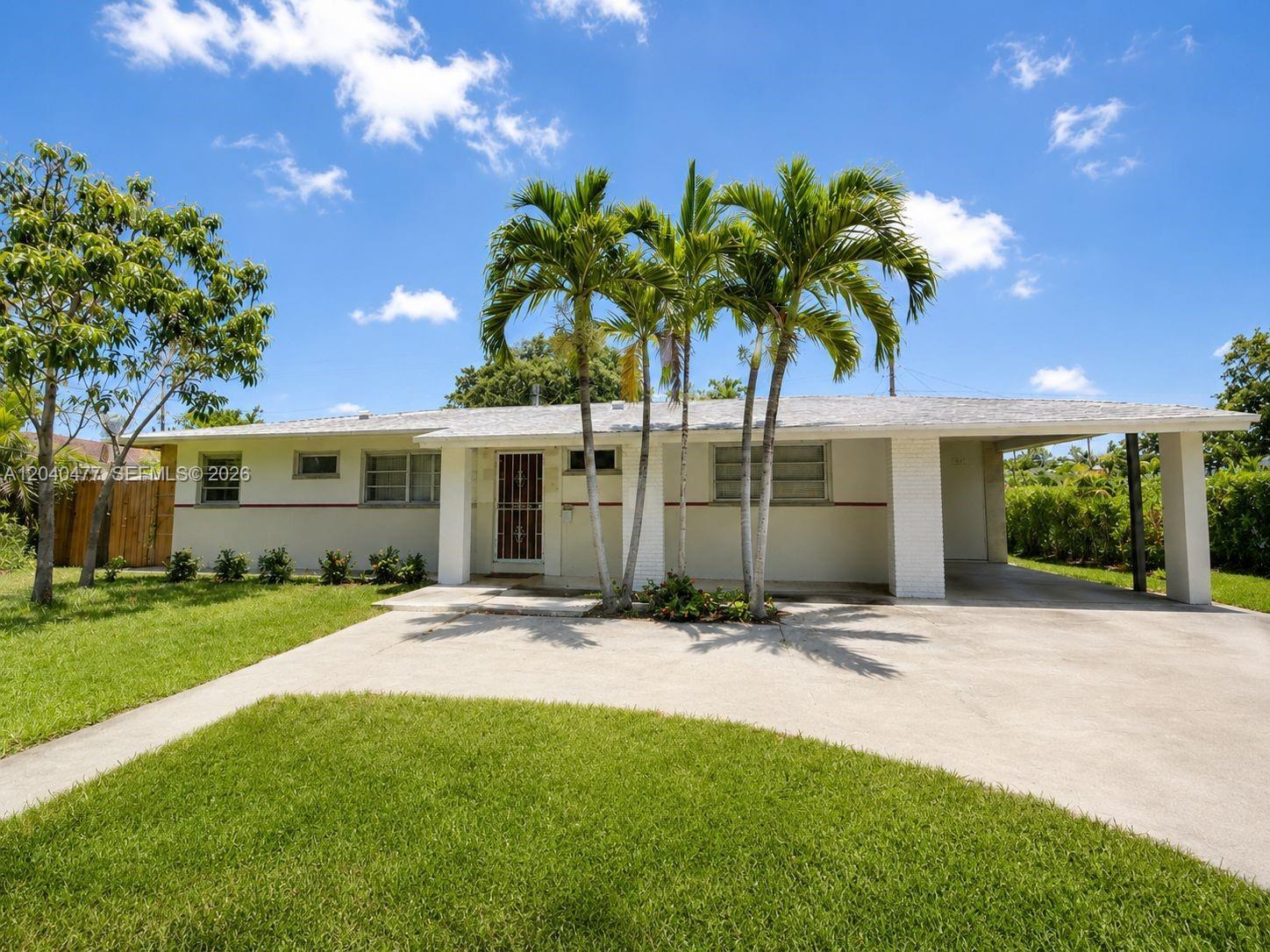 9110 SW 44th St, Miami FL 33165