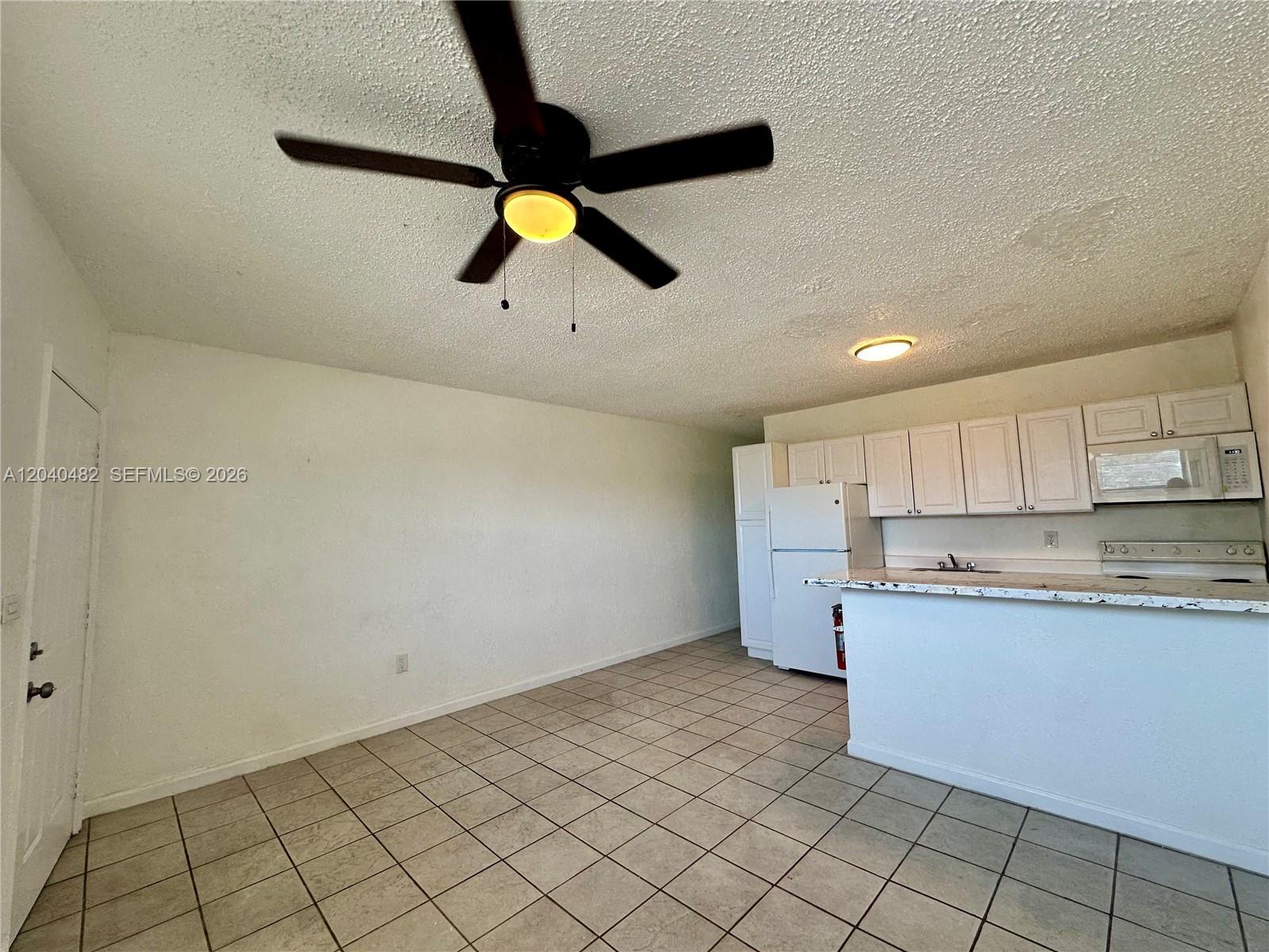 2987 NW 46th St # 5, Miami FL 33142 photo 3