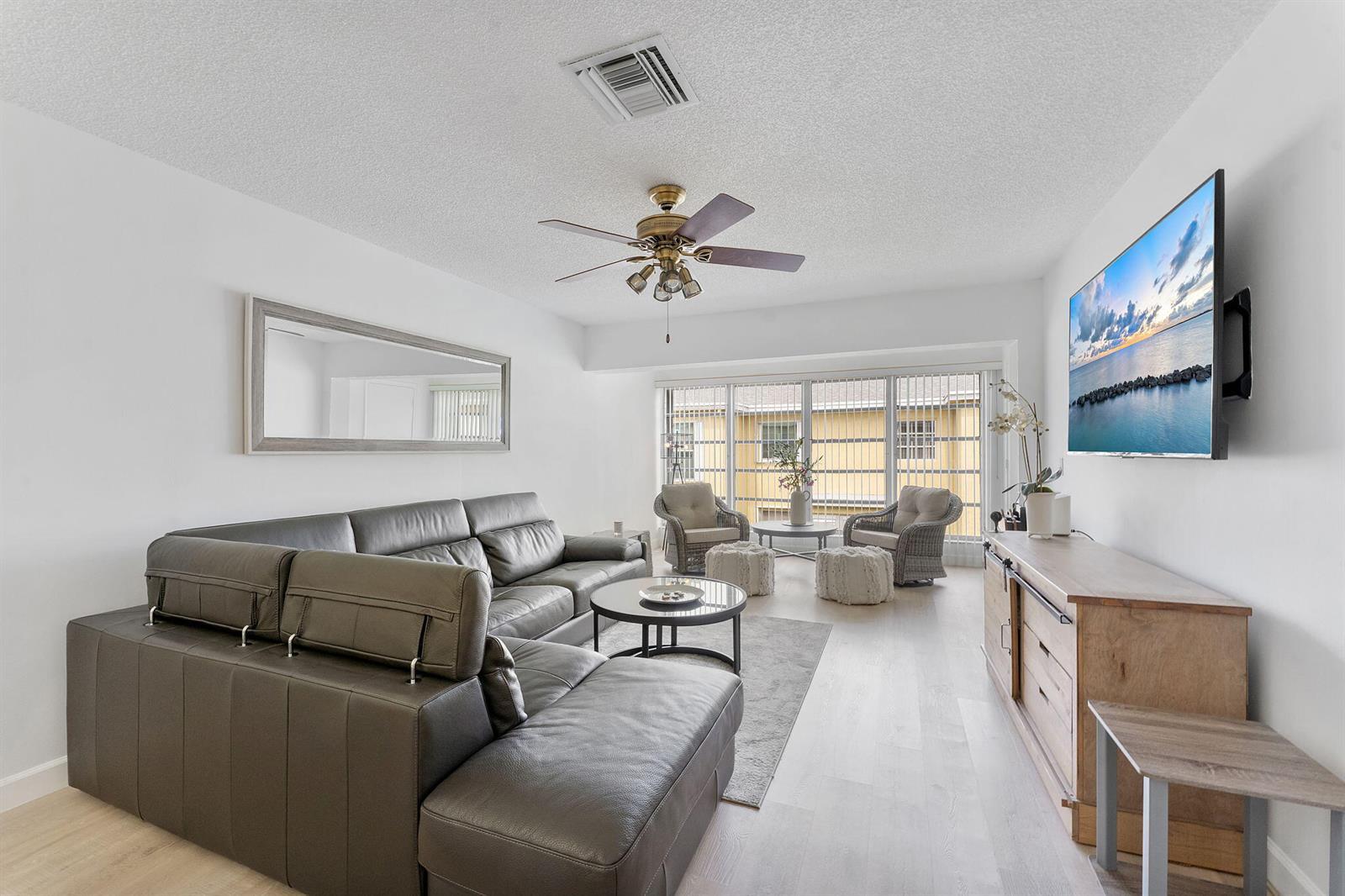 1110 Boxwood Drive # 202, Delray Beach FL 33445 photo 5