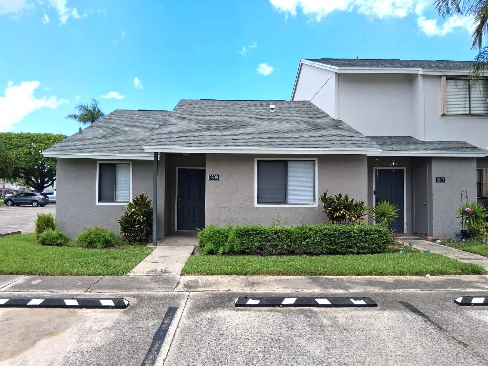 3808 Inlet Circle # 3808, FL 33463