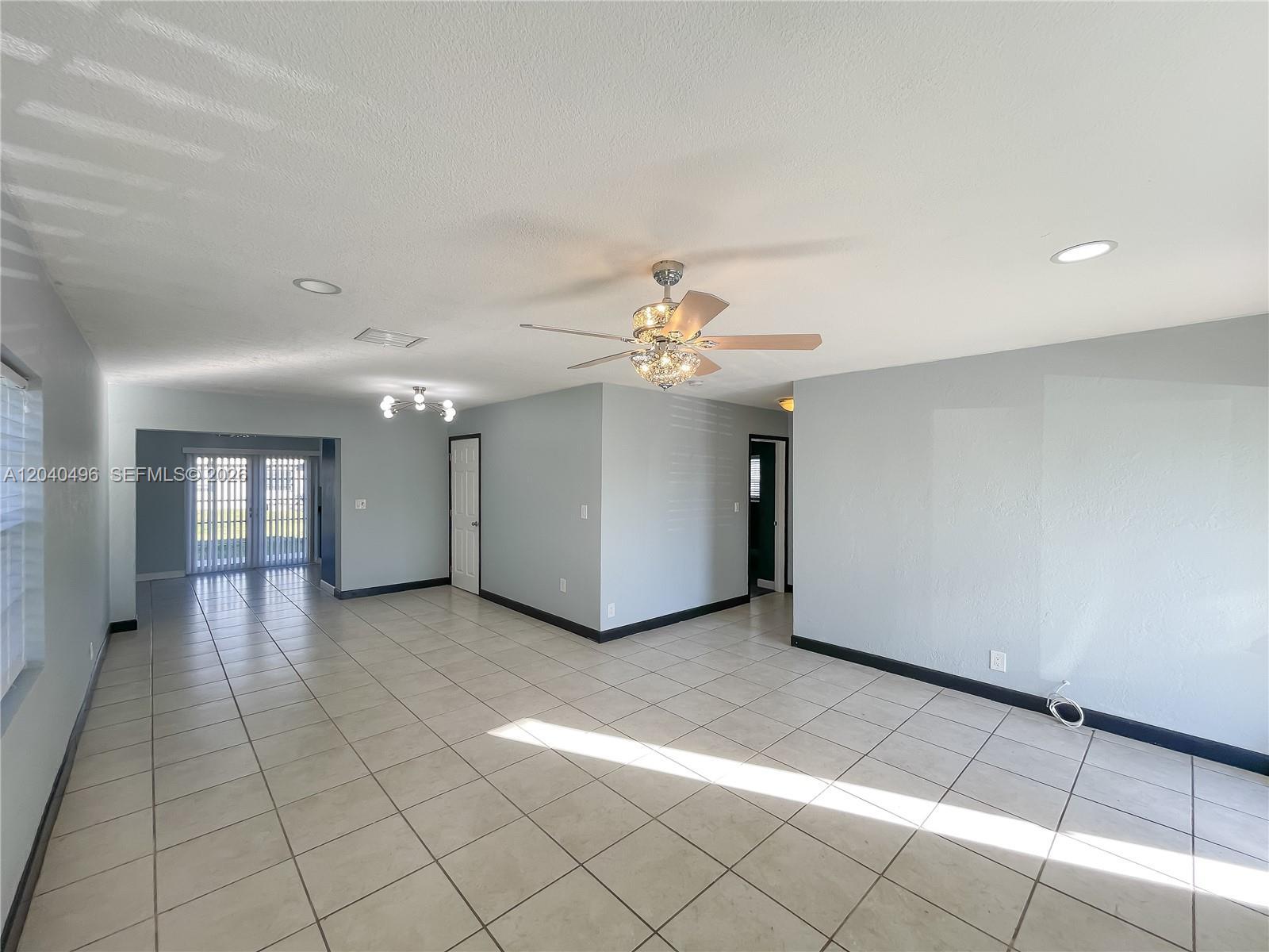 7006 NW 99th Way, Tamarac FL 33321 photo 3