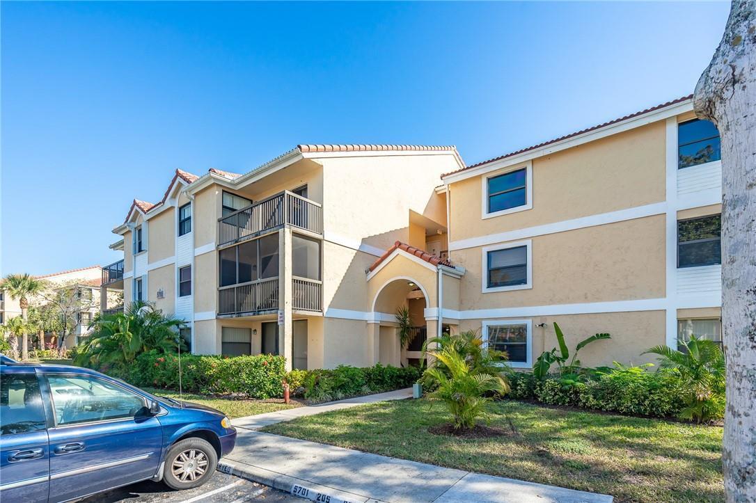 5701 Riverside Drive, Coral Springs FL 33067