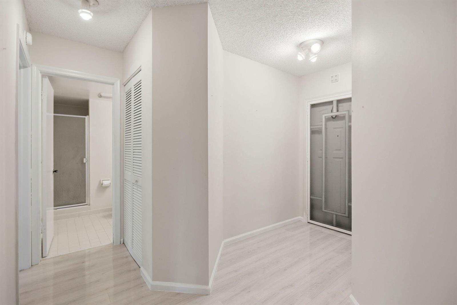 10110 Cedar Point Boulevard # 206, Boynton Beach FL 33437 photo 3