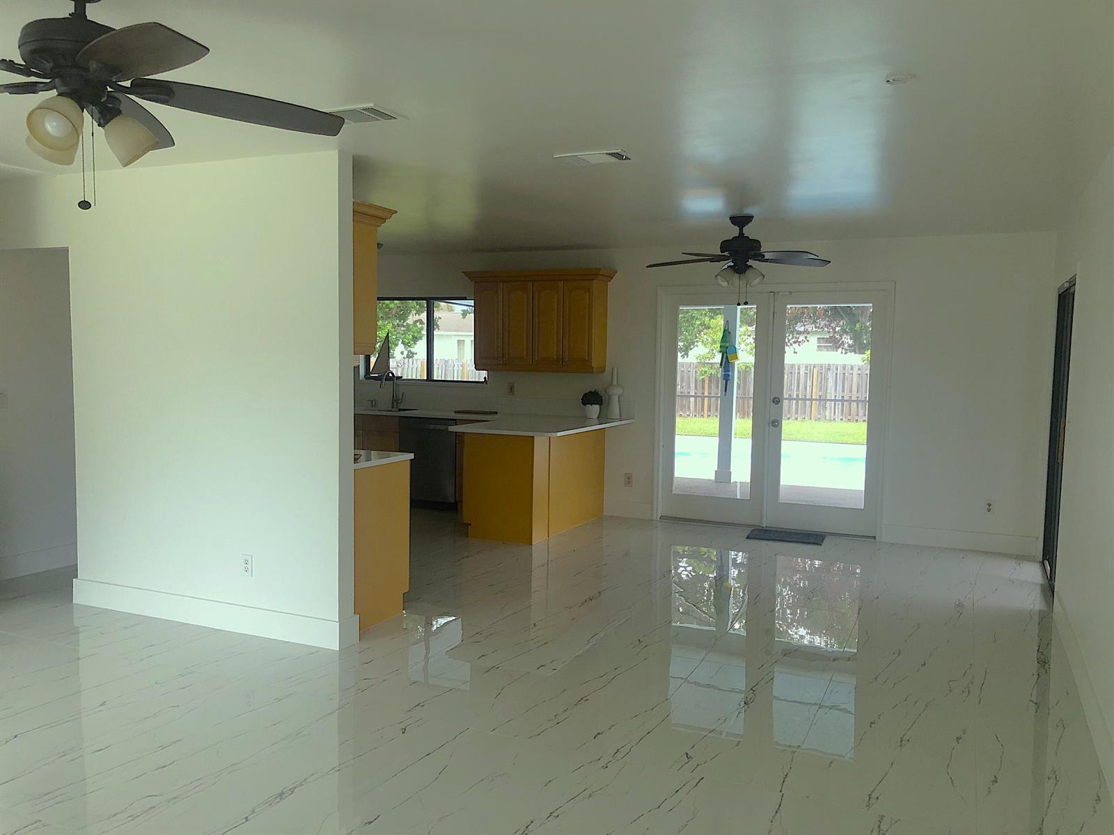 1991 SE West Dunbrooke Circle, Port St. Lucie FL 34952 photo 4