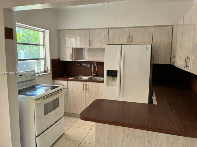 6741 SW 5th Ter, Miami FL 33144 photo 2