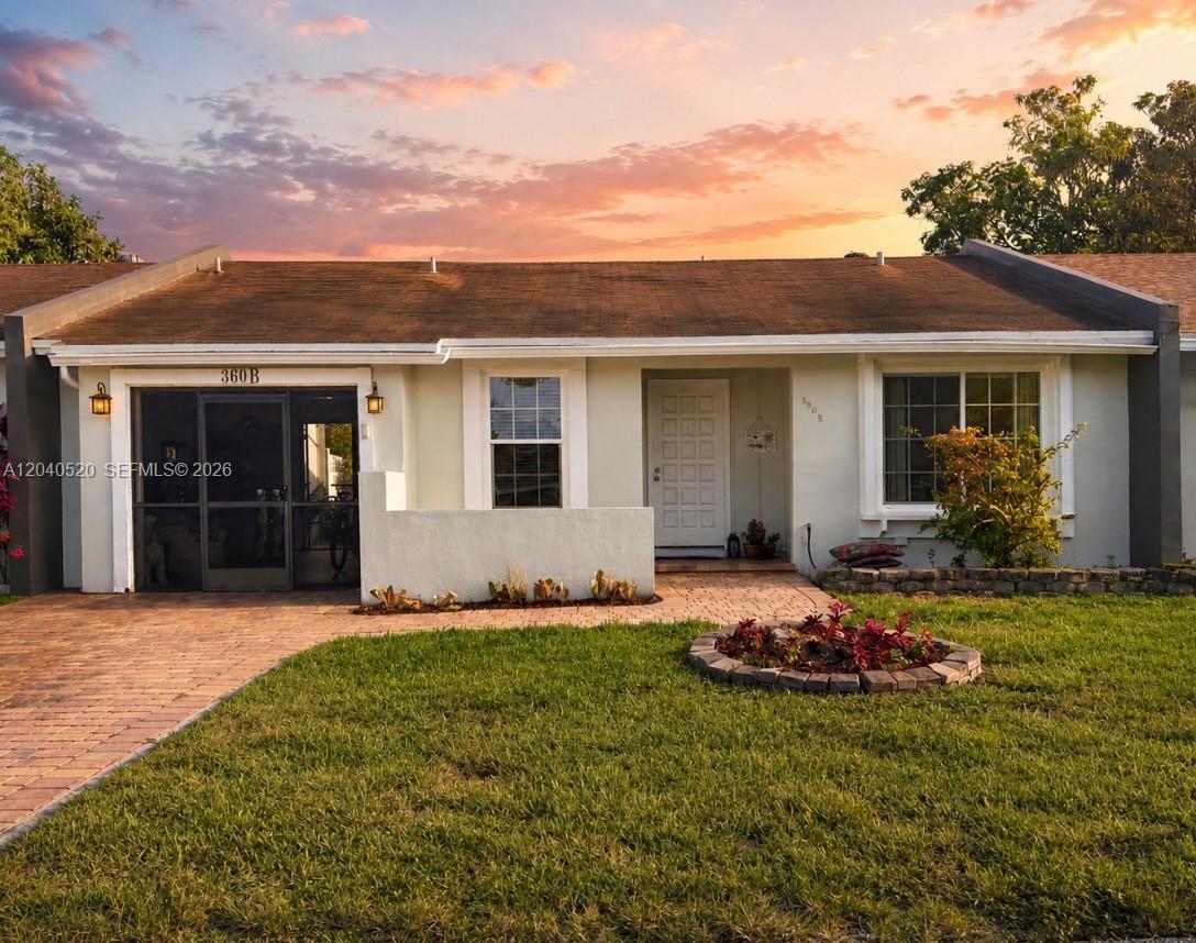 360 B Lakewood Cir E, Margate FL 33063