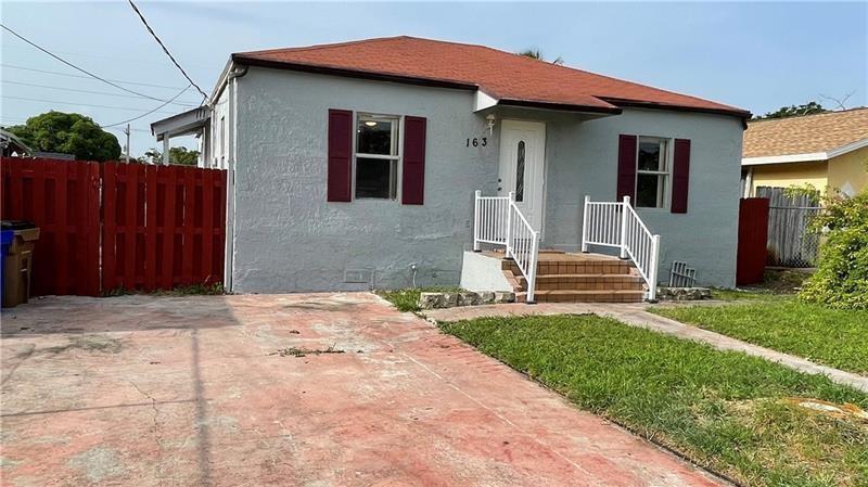 163 SW 5th Street, Deerfield Beach FL 33441 photo 2