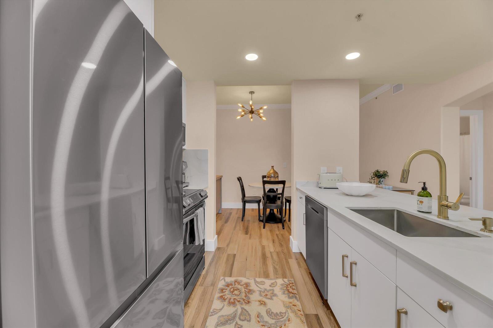 533 NE 3rd Avenue # 512, Fort Lauderdale FL 33301 photo 5