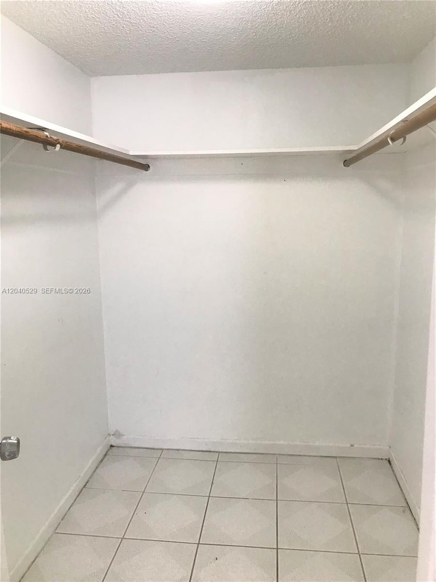 10000 NW 80 Ct # 2537, Hialeah Gardens FL 33016 photo 5