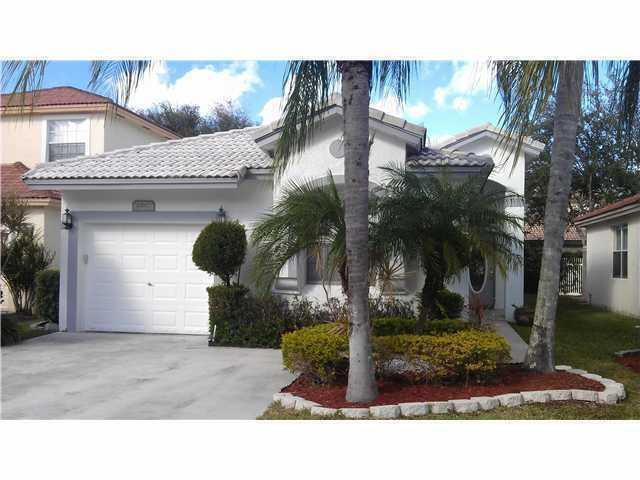 4967 Pelican Manor, Coconut Creek FL 33073