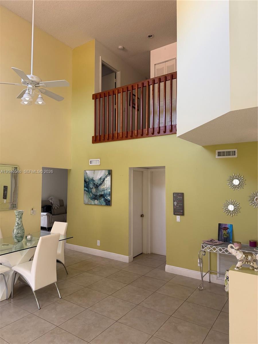 1335 Seagrape Cir, Weston FL 33326 photo 3
