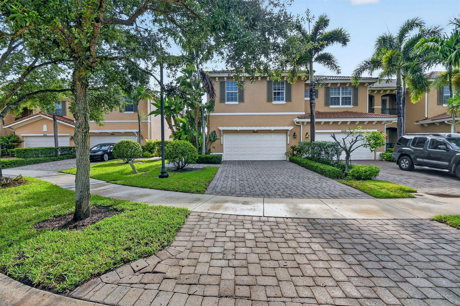 4624 Cadiz Circle, Palm Beach Gardens FL 33418