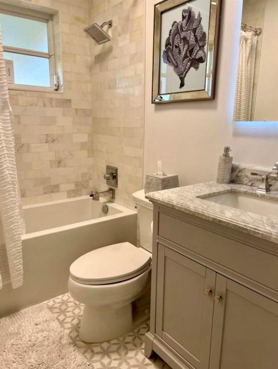 301 SW 8th Terrace, Boca Raton FL 33486 photo 4