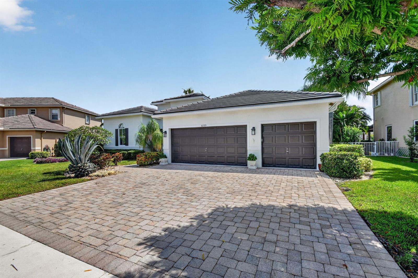 6733 Finamore Circle, Lake Worth FL 33467 photo 3