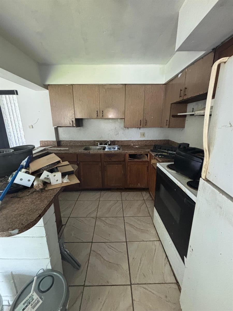 630 SE 2nd Street, Belle Glade FL 33430 photo 2