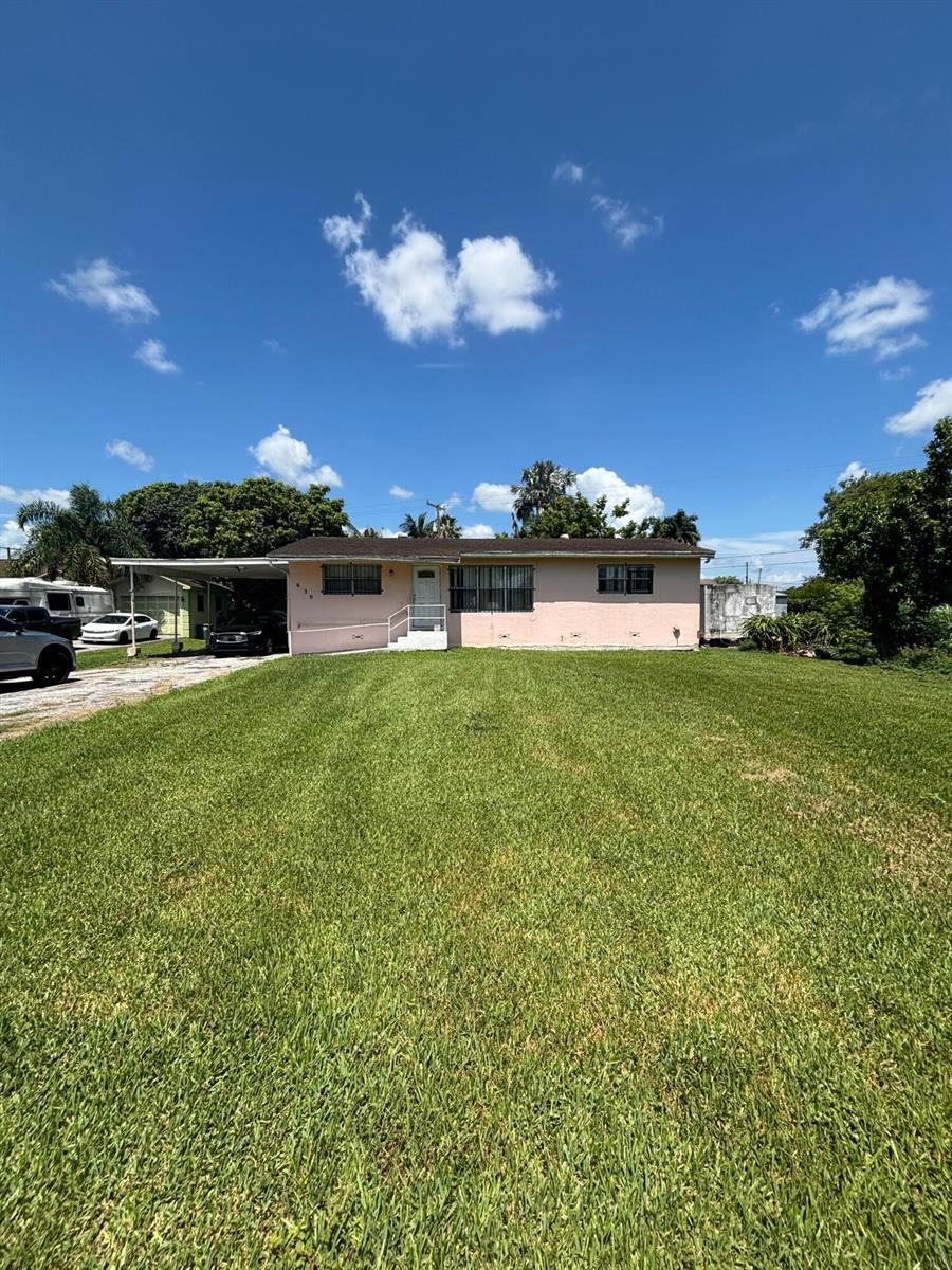 630 SE 2nd Street, Belle Glade FL 33430