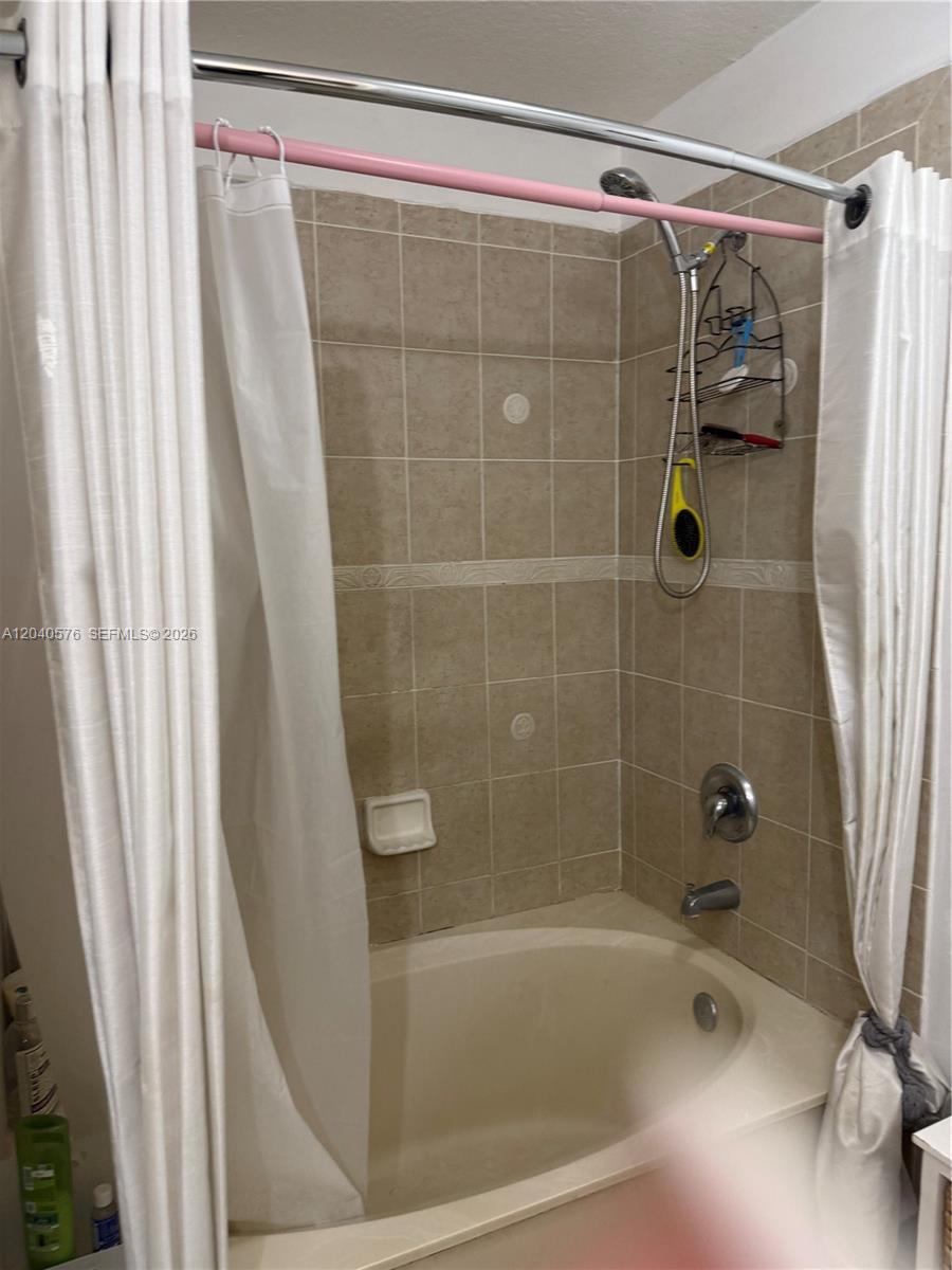 5943 SW 162nd Pl, Miami FL 33193 photo 2
